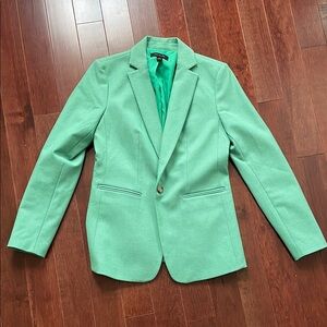 Ann Taylor Green Blazer with Notched Lapel and Structured Fit
